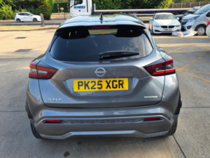 2025 Nissan Juke 1.6 N-Connecta Auto Euro 6 5dr in Grey — image 6