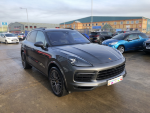 2021 Porsche Cayenne 3.0 T V6 in Grey — image 5
