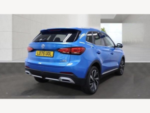 2025 MG MG Zs 1.5 Hybrid+ Trophy Auto Euro 6 (s/s) 5dr in Blue — image 4