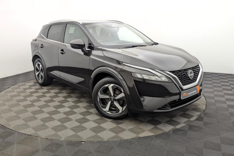 2022 Nissan Qashqai 1.3 Dig-T Mhev N-Connecta SUV 5dr Petrol Hybrid Manual Euro 6 (s/s) (140 Ps) in Black — image 1