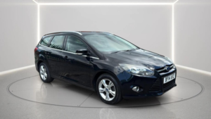 2014 Ford Focus 1.0t Ecoboost Zetec Euro 5 (s/s) 5dr in Black — image 3