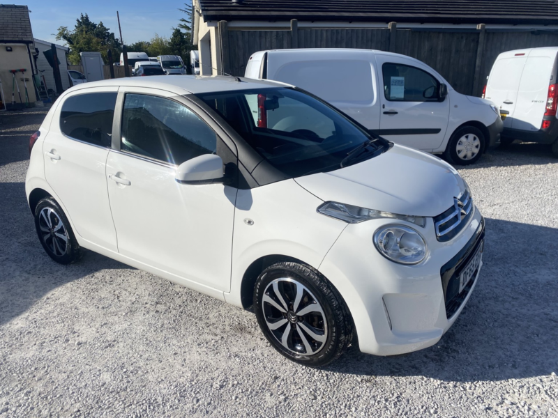 2015 Citroen C1 1.0 Vti Flair in White — image 1