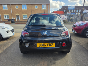 2016 Vauxhall Adam 1.4i Glam Hatchback 3dr Petrol Manual Euro 6 (87 Ps) in Black — image 4