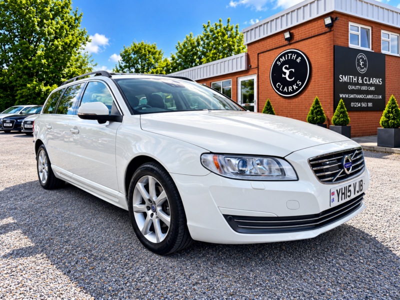 2024 Volvo V70 T4 1.6 180 Bhp Estate in White — image 1