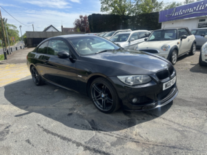 2012 BMW 3 Series 2.0 320d Sport Plus Edition Coupe in Black — image 4