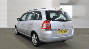 2013 Vauxhall Zafira 1.6 16v Exclusiv Euro 5 5dr in Silver — image 5