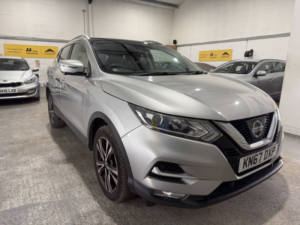 2017 Nissan Qashqai 1.5 Dci N-Connecta in Silver — image 6