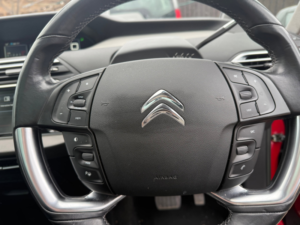 2014 Citroen Grand C4 Picasso 1.6 E-Hdi Airdream Exclusive+ MPV 5dr Diesel Etg6 Euro 5 (s/s) (115 Ps) in Red — image 6