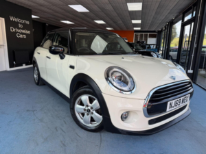 2019 MINI Hatch