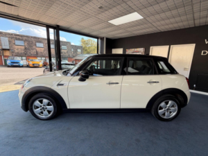 2019 MINI Hatch 1.5 Cooper Classic Euro 6 (s/s) 5dr in White — image 6