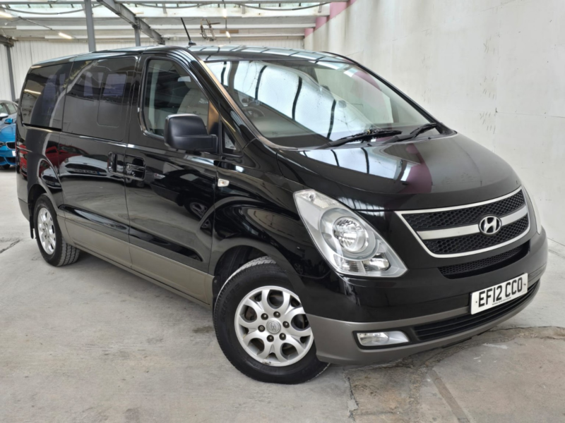2012 Hyundai I800 2.5 Crdi Style in Black — image 1