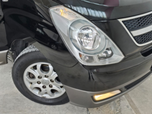 2012 Hyundai I800 2.5 Crdi Style in Black — image 5