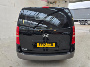 2012 Hyundai I800 2.5 Crdi Style in Black — image 6
