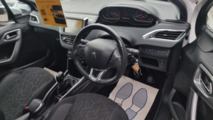 2016 Peugeot 2008 1.2 Puretech Active Euro 6 5dr in White — image 2