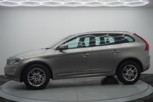 2015 Volvo Xc60 2.0 D4 Se Lux Nav Auto Euro 6 (s/s) 5dr in Grey — image 4