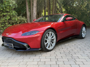 2018 Aston Martin Vantage 4.0 V8 in Red — image 3