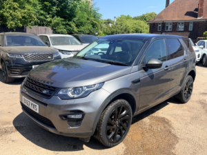 2017 Land Rover Discovery Sport Td4 Hse Black in Grey — image 4