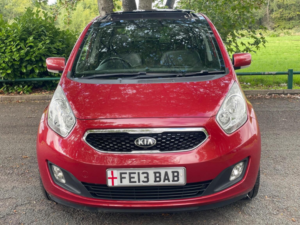 2013 Kia Venga 1.6 Crdi Ecodynamics 3 Euro 5 (s/s) 5dr (sat Nav) in Red — image 2