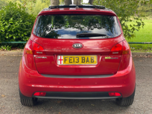 2013 Kia Venga 1.6 Crdi Ecodynamics 3 Euro 5 (s/s) 5dr (sat Nav) in Red — image 5