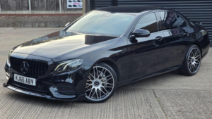 2017 Mercedes-Benz E Class 2.0 E220d Amg Line G-Tronic+ Euro 6 (s/s) 4dr in Black — image 2