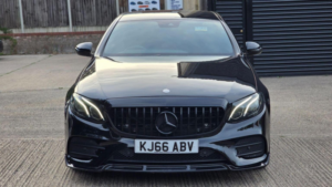 2017 Mercedes-Benz E Class 2.0 E220d Amg Line G-Tronic+ Euro 6 (s/s) 4dr in Black — image 3