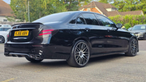 2017 Mercedes-Benz E Class 2.0 E220d Amg Line G-Tronic+ Euro 6 (s/s) 4dr in Black — image 6