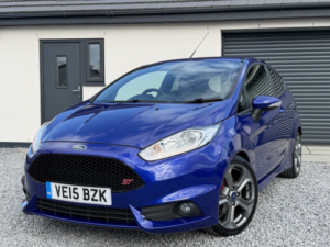 2015 Ford Fiesta 1.6 T Ecoboost St-3 in Blue — image 2