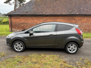 2015 Ford Fiesta 1.3 Zetec in Grey — image 5