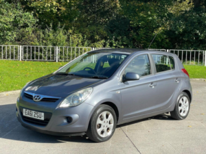 2011 Hyundai I20 1.4 Comfort Auto Euro 5 5dr in Grey — image 3