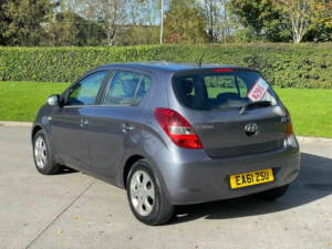 2011 Hyundai I20 1.4 Comfort Auto Euro 5 5dr in Grey — image 5