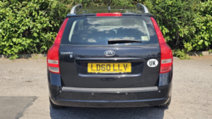 2010 Kia Ceed 1.6 2 in Black — image 3
