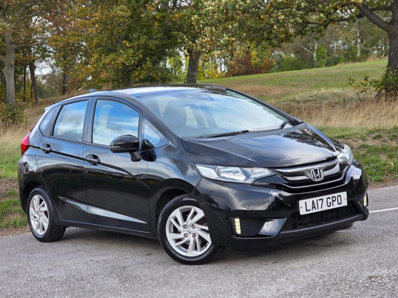 2017 Honda Jazz 1.3 I-Vtec Se Navi Hatchback 5dr Petrol CVT Euro 6 (s/s) (102 Ps) in Black — image 1