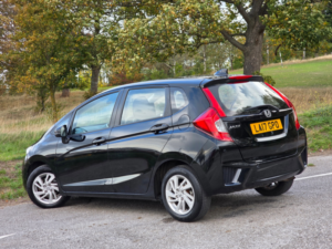 2017 Honda Jazz 1.3 I-Vtec Se Navi Hatchback 5dr Petrol CVT Euro 6 (s/s) (102 Ps) in Black — image 5