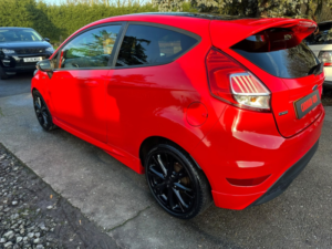 2017 Ford Fiesta 1.0 T Ecoboost St-Line in Red — image 4