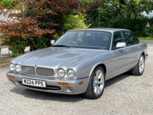2000 Jaguar Xj Xjr Supercharged in Silver — image 3