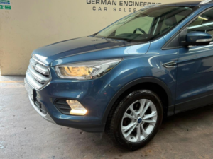 2018 Ford Kuga 1.5 Tdci Titanium Euro 6 (s/s) 5dr in Blue — image 4