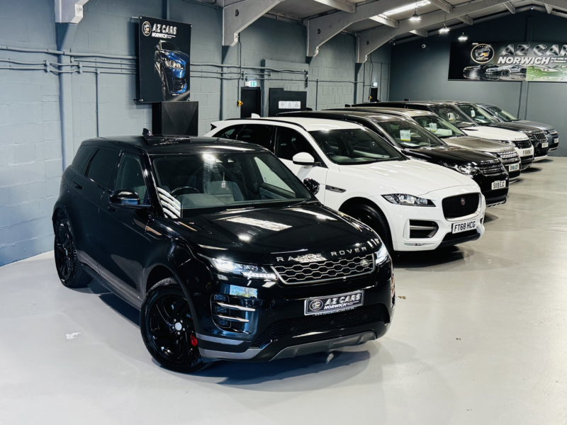2019 Land Rover Range Rover Evoque 2.0 D180 R-Dynamic S in Black — image 1