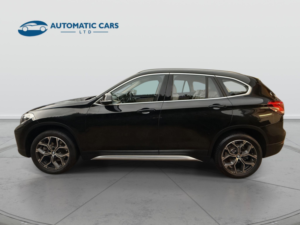 2022 BMW X1 Xdrive20i Xline in Black — image 5