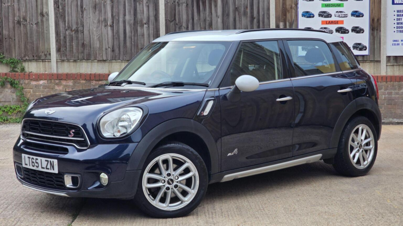 2015 MINI Countryman 2.0 Cooper Sd Auto All4 Euro 5 5dr in Blue — image 1