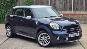 2015 MINI Countryman 2.0 Cooper Sd Auto All4 Euro 5 5dr in Blue — image 2