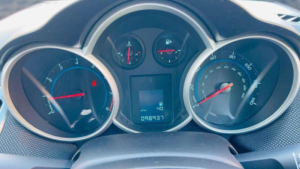 2012 Chevrolet Cruze 1.6 Lt Euro 5 5dr in Black — image 5