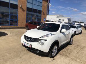 2012 Nissan Juke 1.6 Tekna in White — image 5