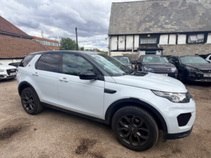 2018 Land Rover Discovery Sport Td4 Landmark in White — image 6