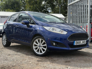 2015 Ford Fiesta 1.0t Ecoboost Titanium Euro 6 (s/s) 5dr in Blue — image 2