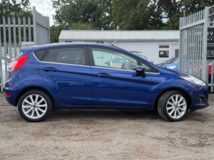 2015 Ford Fiesta 1.0t Ecoboost Titanium Euro 6 (s/s) 5dr in Blue — image 4