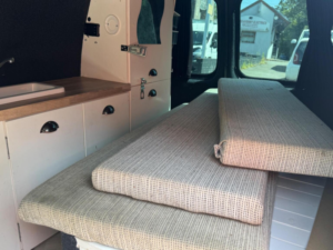 2014 Volkswagen Caddy Maxi in White — image 3