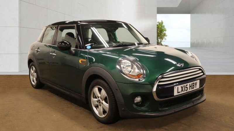 2015 MINI Hatch 1.5 Cooper Euro 6 (s/s) 5dr in Green — image 1