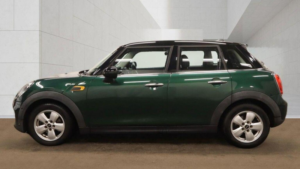 2015 MINI Hatch 1.5 Cooper Euro 6 (s/s) 5dr in Green — image 6