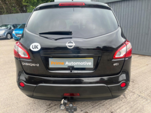 2010 Nissan Qashqai+2 2.0 Dci N-Tec 2WD Euro 5 5dr in Black — image 3