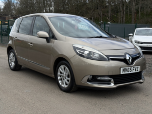 2015 Renault Scenic 1.5 Dynamique Nav Dci 110 in Beige — image 3